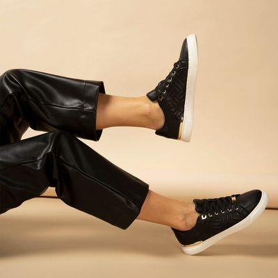 Imagen 2 del producto Iconispec Zapatilla Urbana Mujer Negro