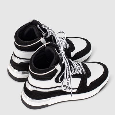 Imagen 2 del producto Zapatilla Urbana Mujer Cuero Negro