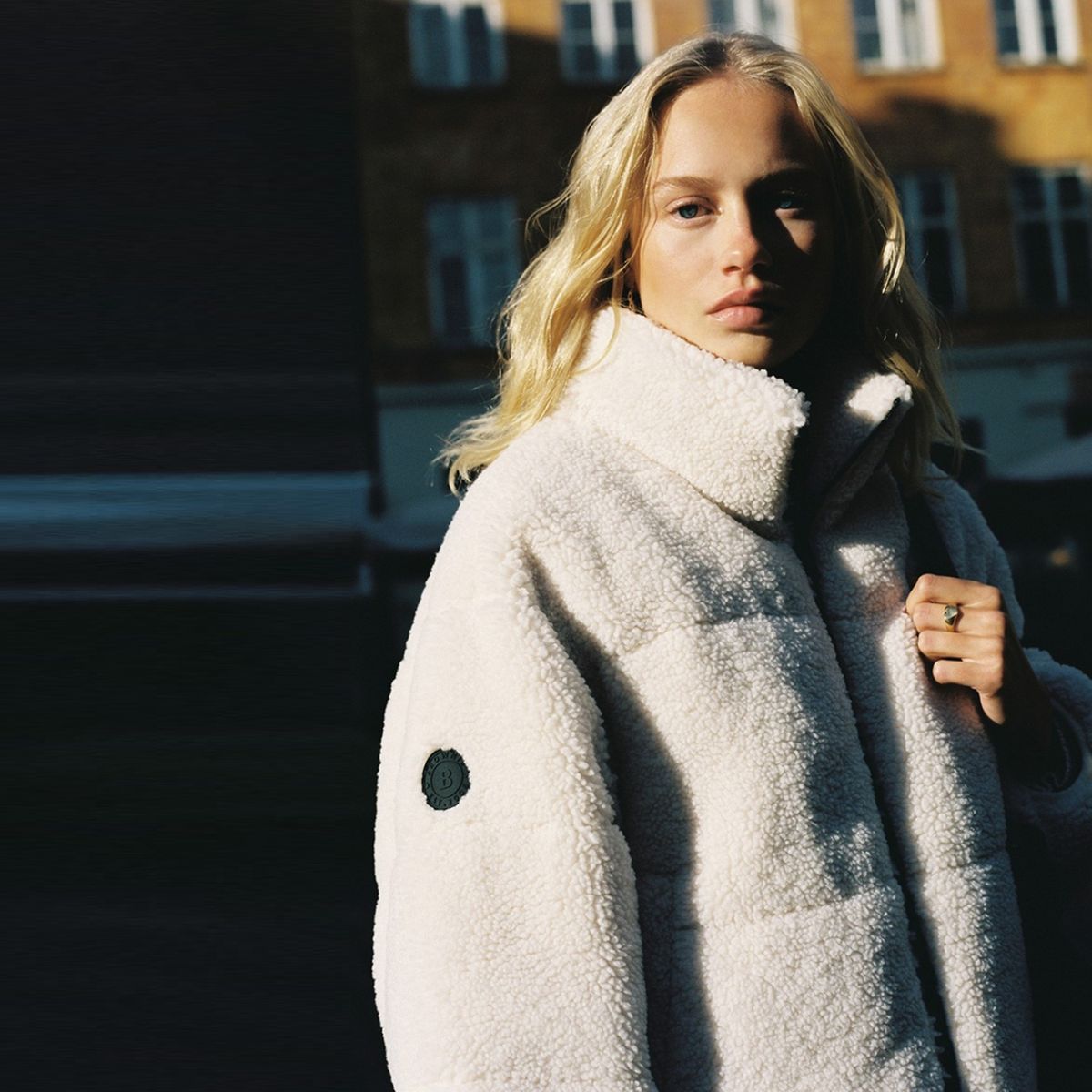 BROWNIE - Abrigo Acolchado Borreguito Mujer Brownie