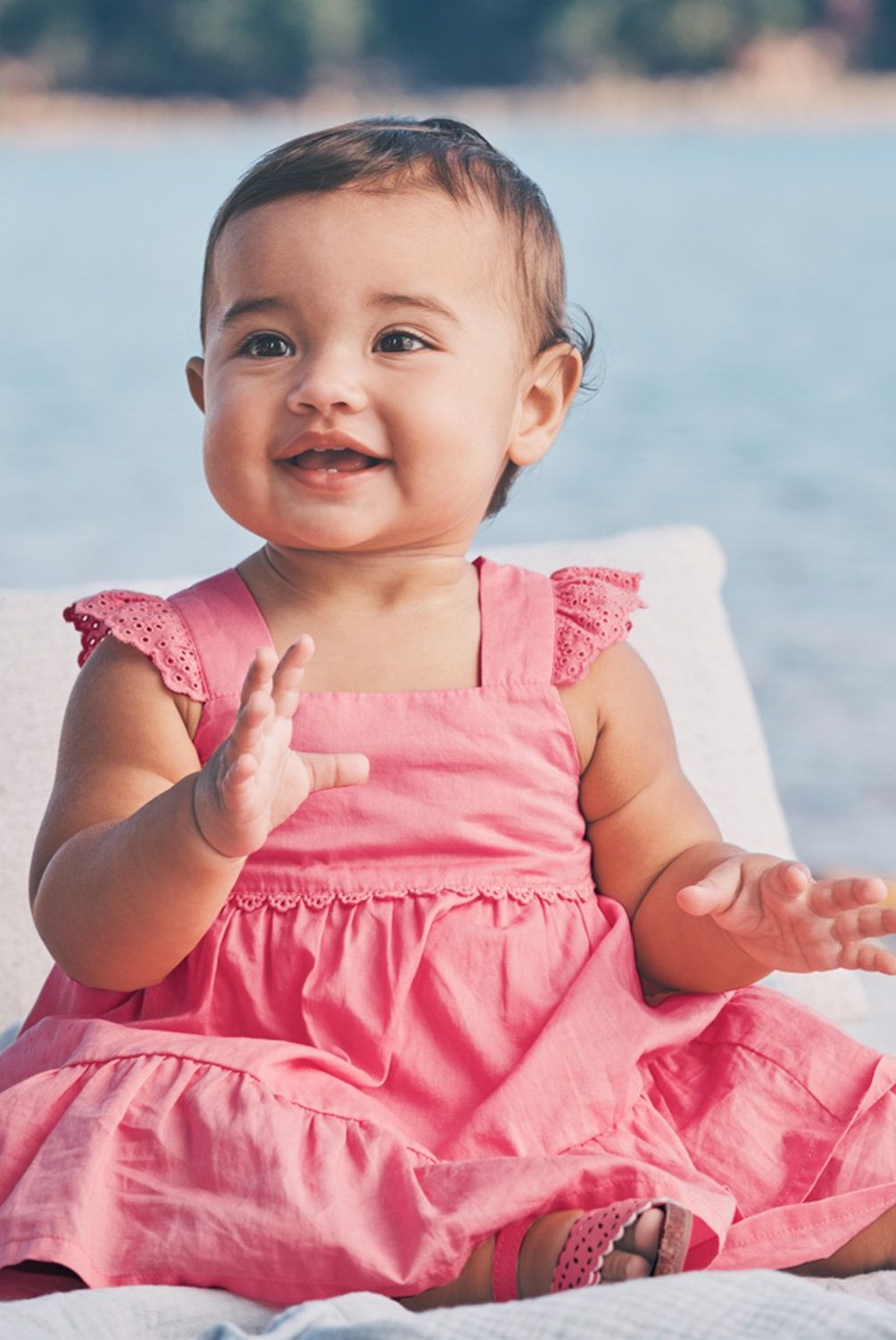 OSHKOSH - Vestido Algodón Vuelos Con Cubre Pañal Bebé Niña Oshkosh