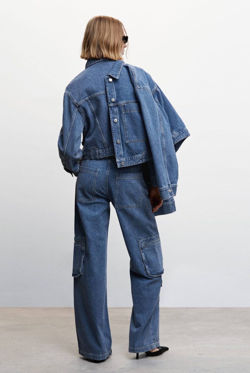 MANGO - Jeans Cargo Romy Tiro Medio Mujer Mango