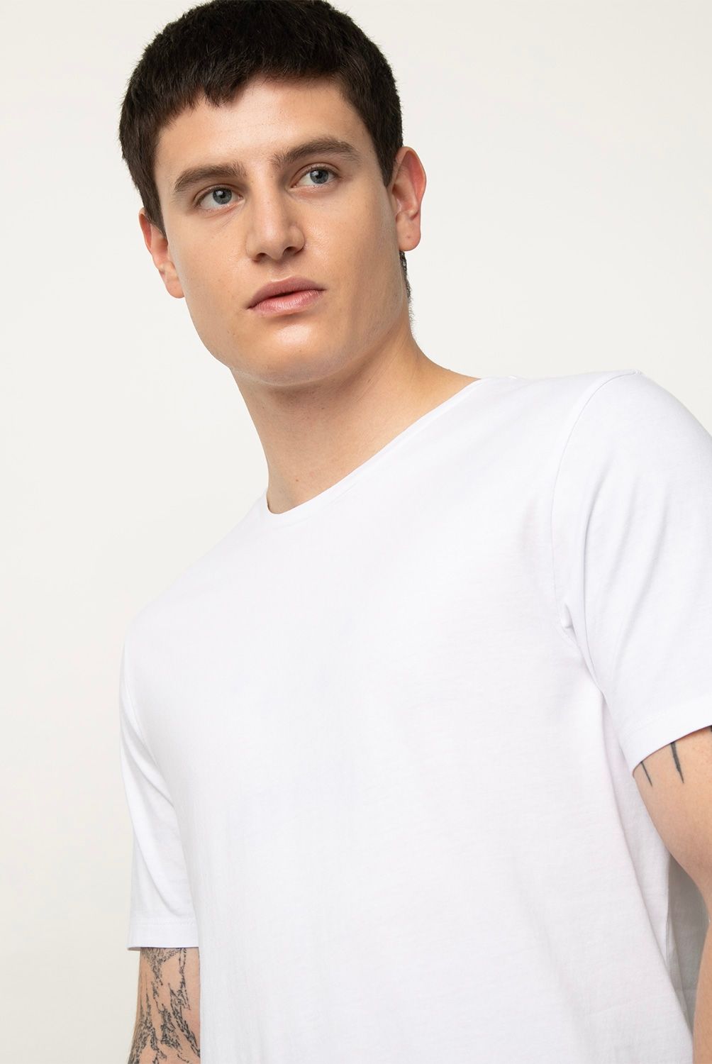 COTTON ON - Tripack Poleras Regular Fit Hombre Cotton On