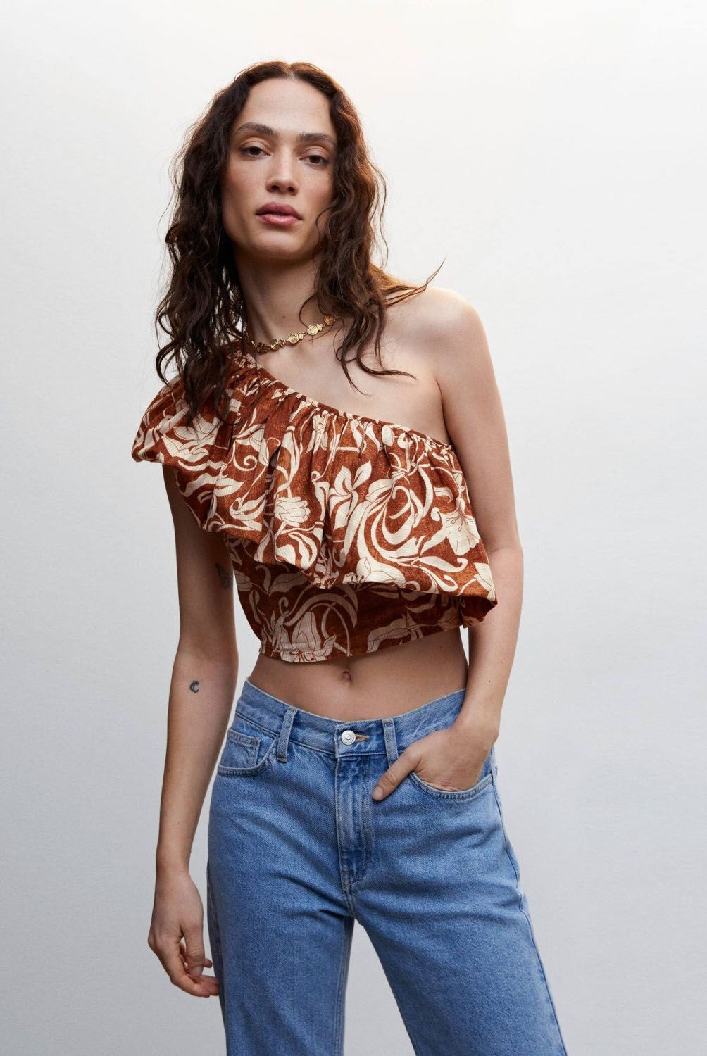 MANGO - Crop Top Asimétrico Volantes Mujer Mango