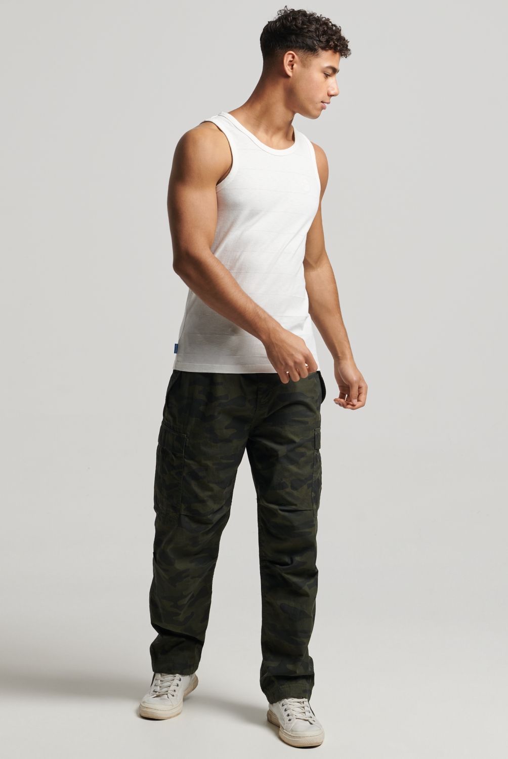 SUPERDRY - Polera Sin Manga Hombre Superdry
