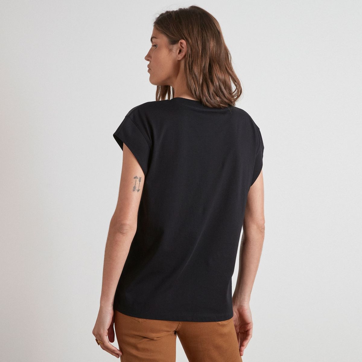 MAISON 123 - Polera Manga Corta Algodón Mujer 123