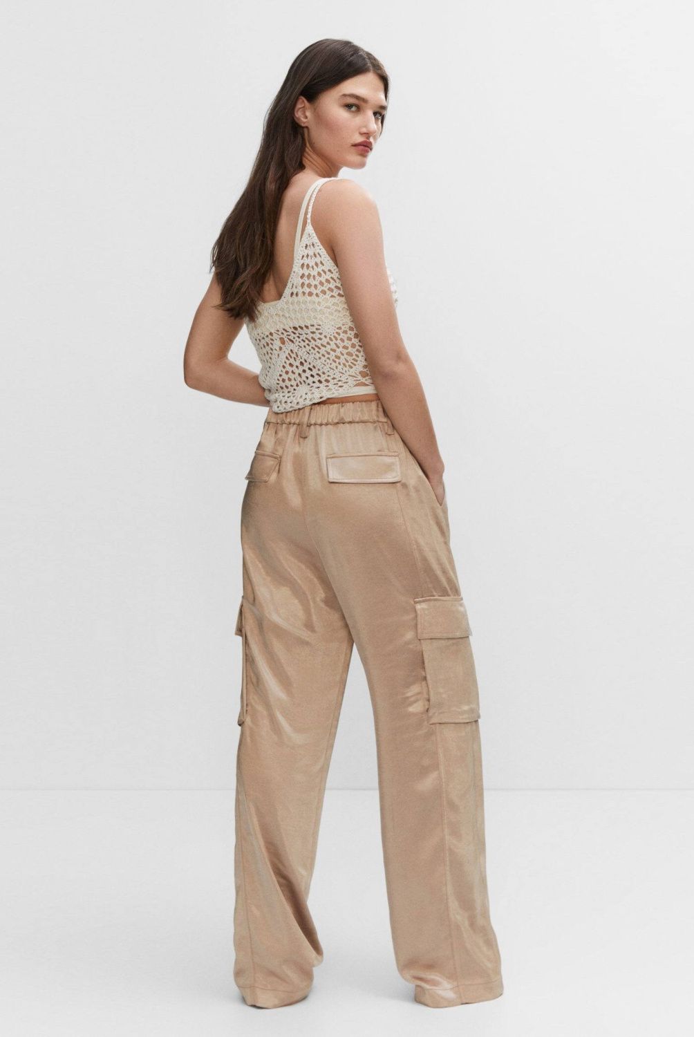 MANGO - Pantalón Cargo Satinado Mujer Mango
