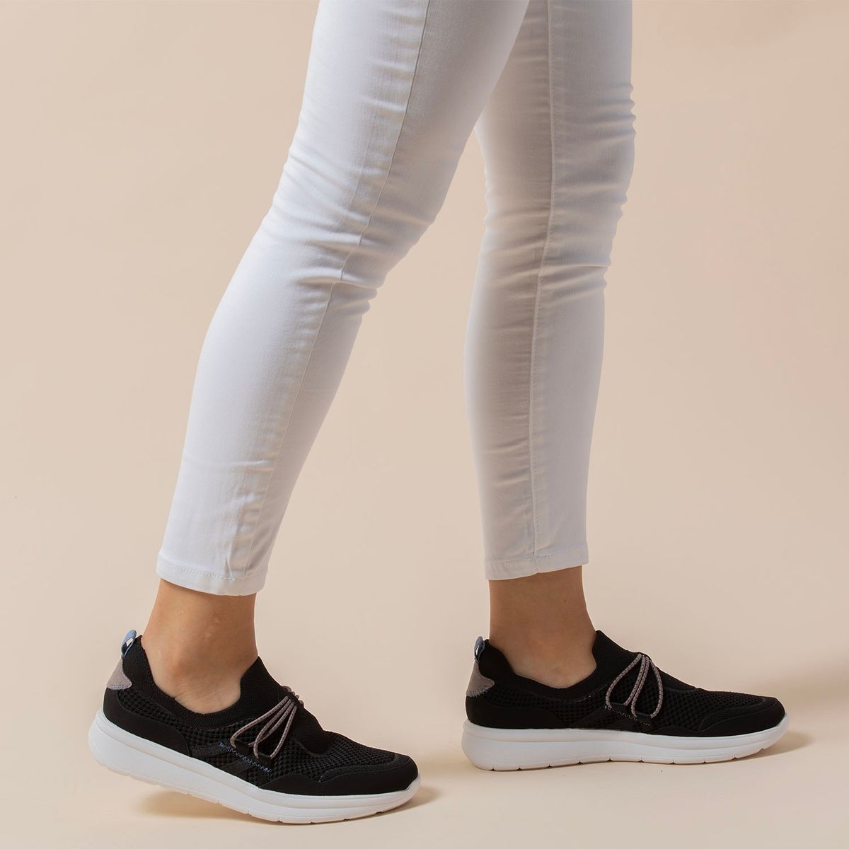 CLARKS - Zapatilla Urbana Mujer Negro Clarks