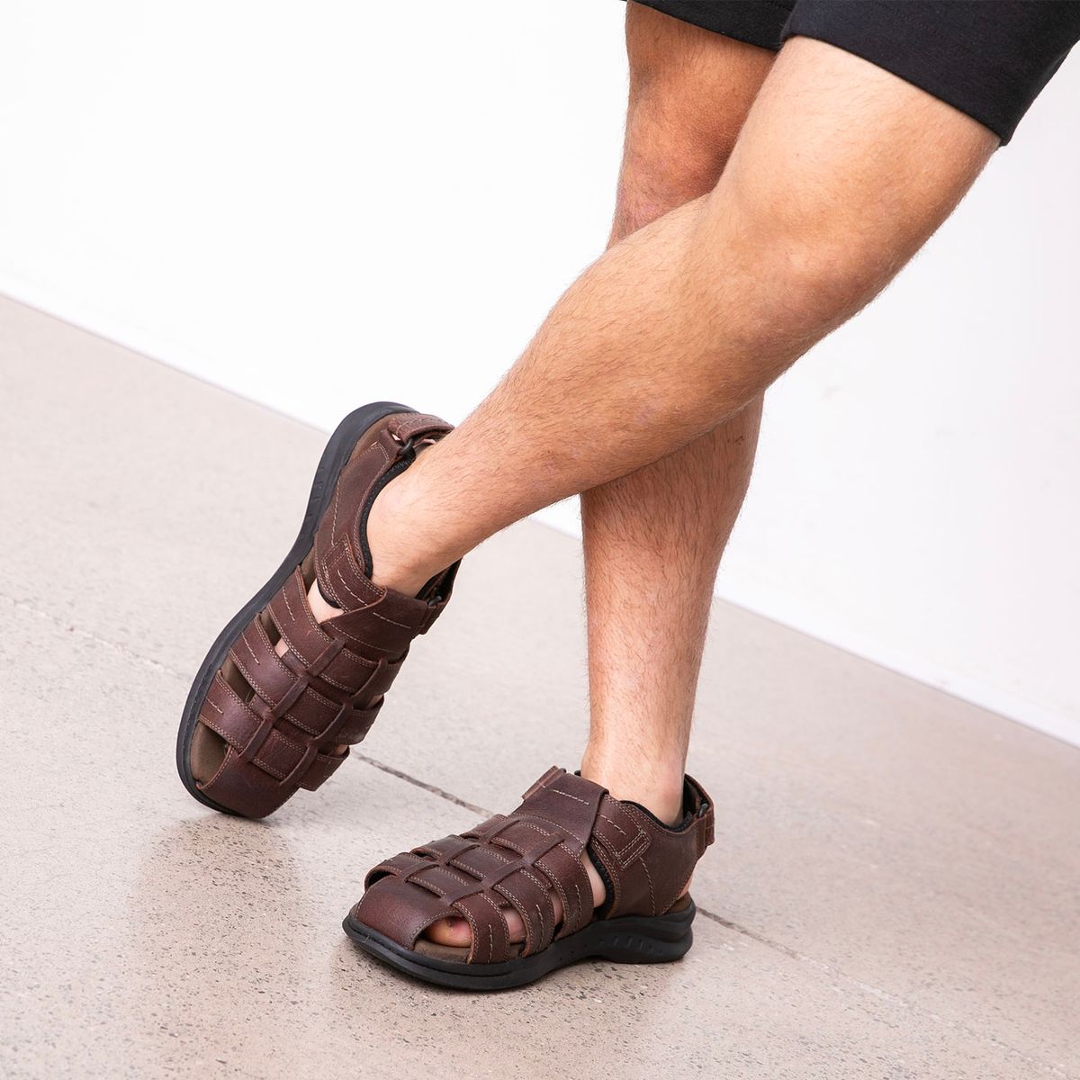 CLARKS - Sandalia Hombre Cuero Café Clarks