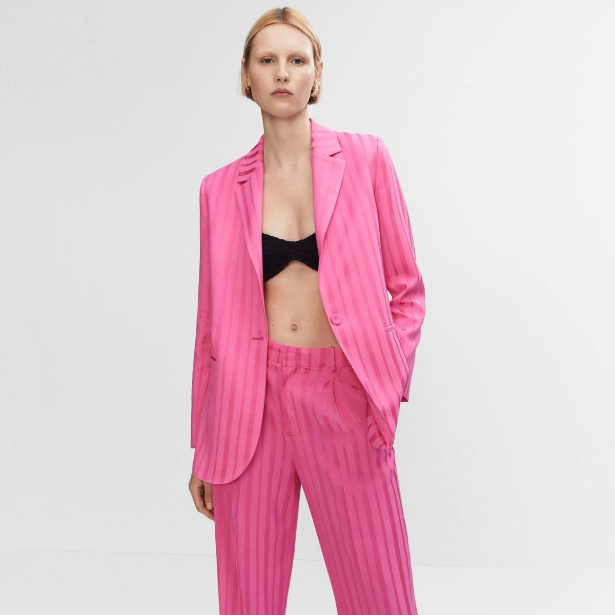 MANGO - Pantalón Detalle Rayas Satinadas Mujer Mango