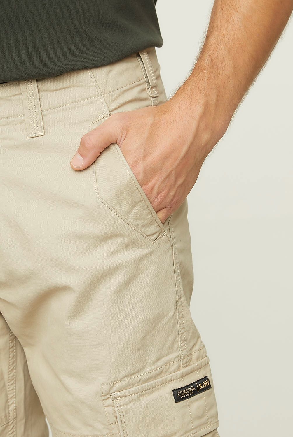 SUPERDRY - Pantalón Hombre Superdry