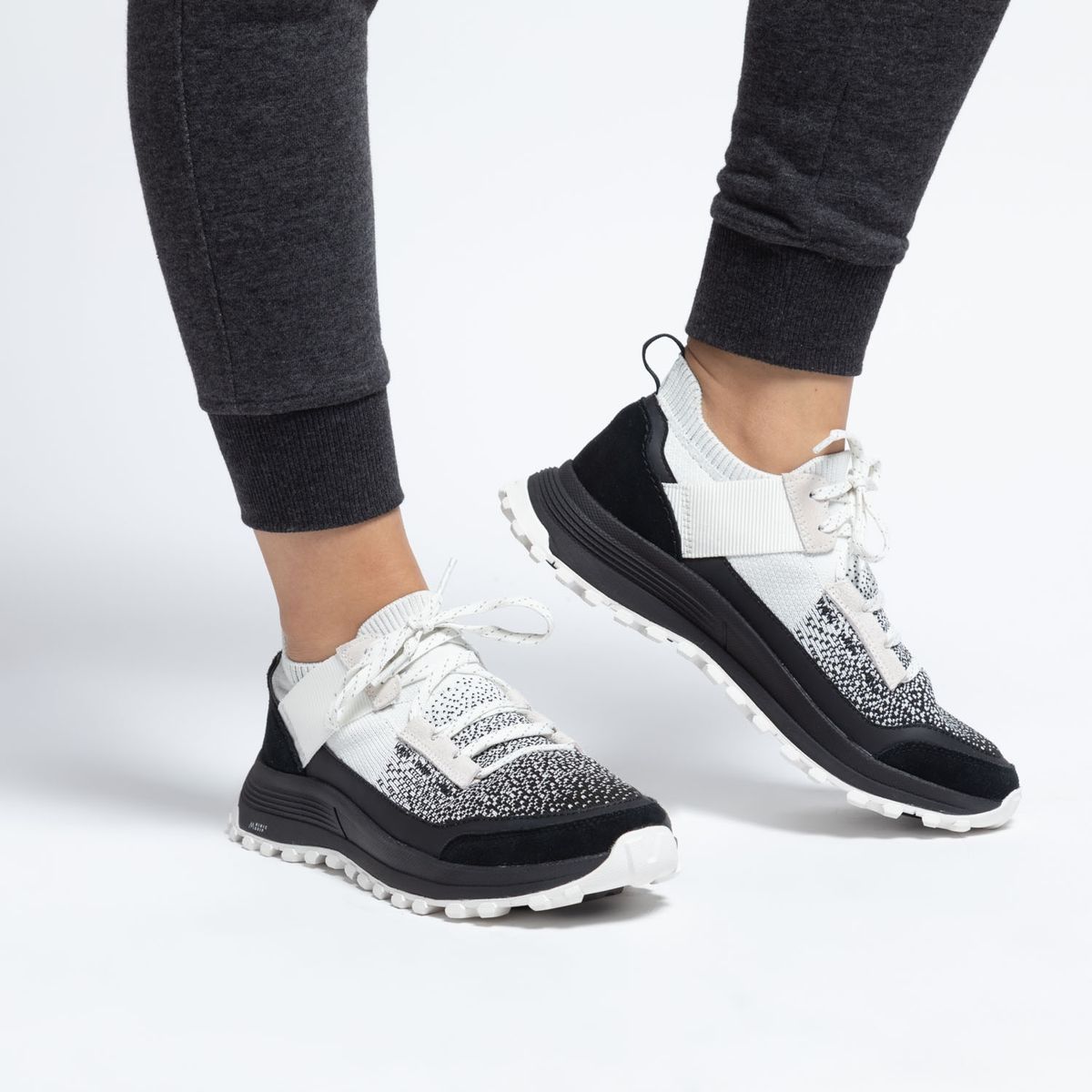 CLARKS - Zapatilla Urbana Mujer Blanco Clarks