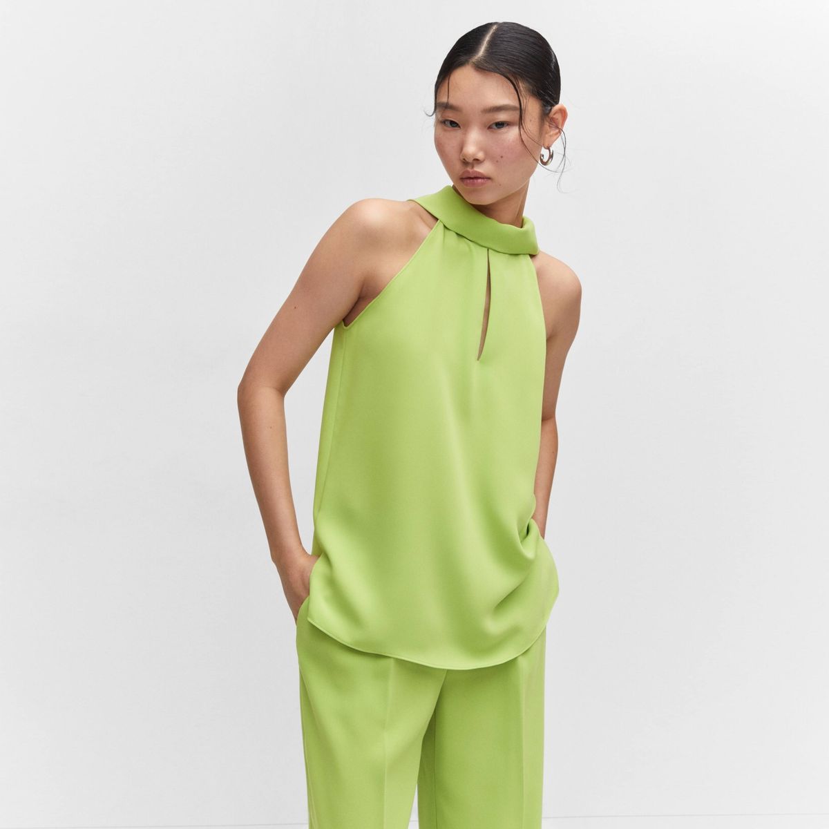 MANGO - Blusa Halter Detalle Abertura Mujer Mango