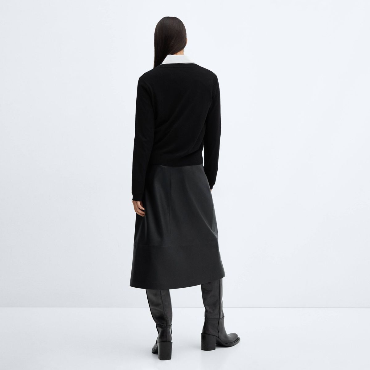 MANGO - Sweater Punto Fino Cuello Pico Mujer Mango