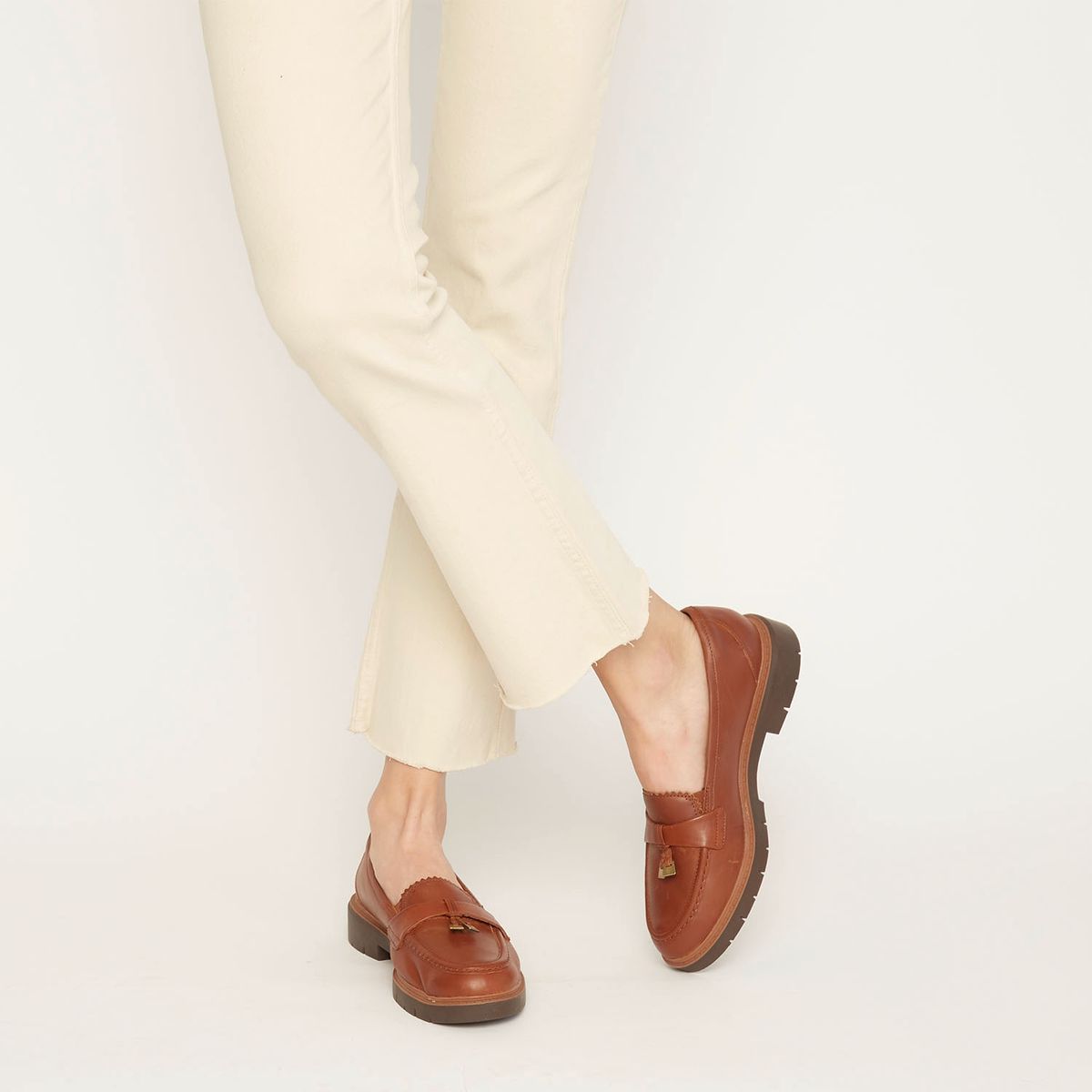 CLARKS - Mocasín Mujer Cuero Café Clarks