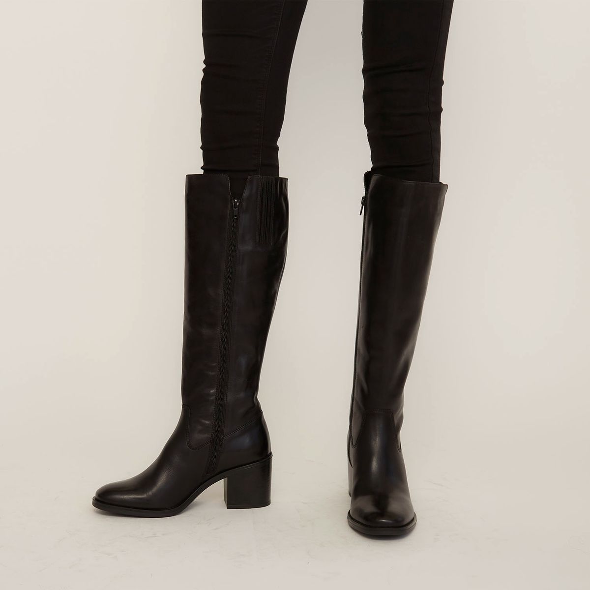 CLARKS - Bota Mujer Cuero Negro Clarks