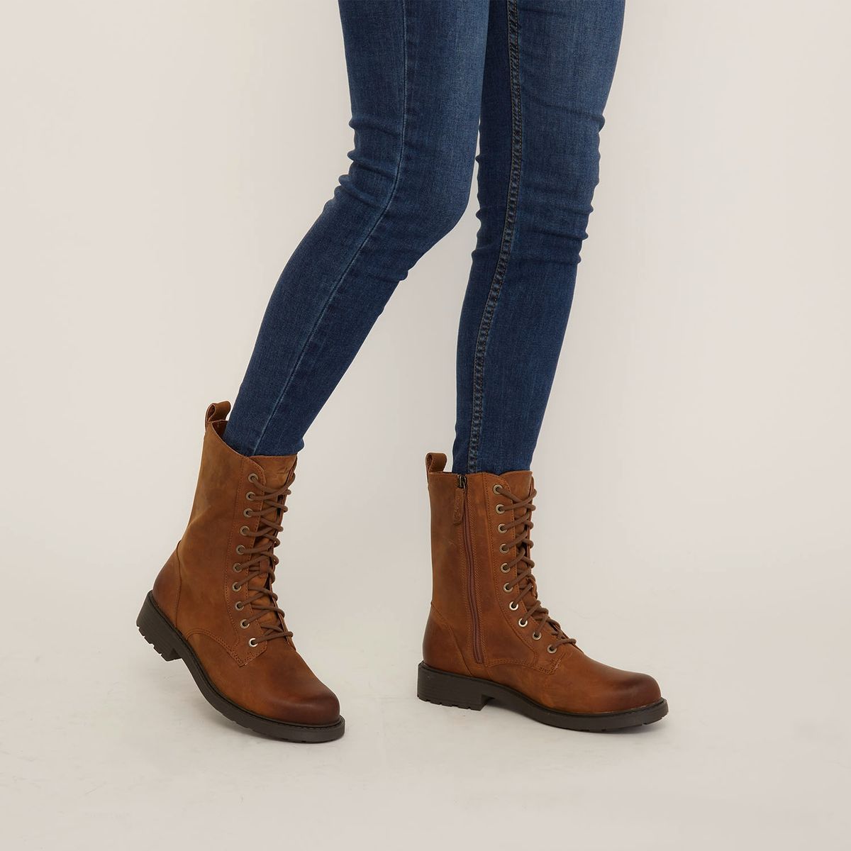 CLARKS - Botín Mujer Cuero Café Clarks