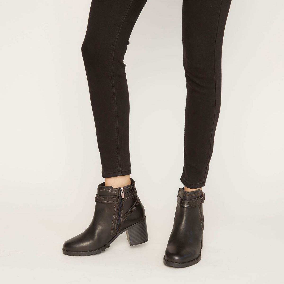 CLARKS - Botín Mujer Cuero Negro Clarks