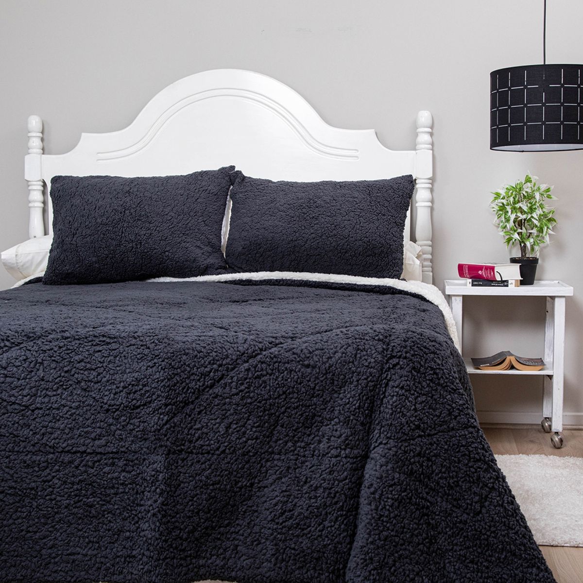 DORAL - Cubrecama Liso Chiporro Doral