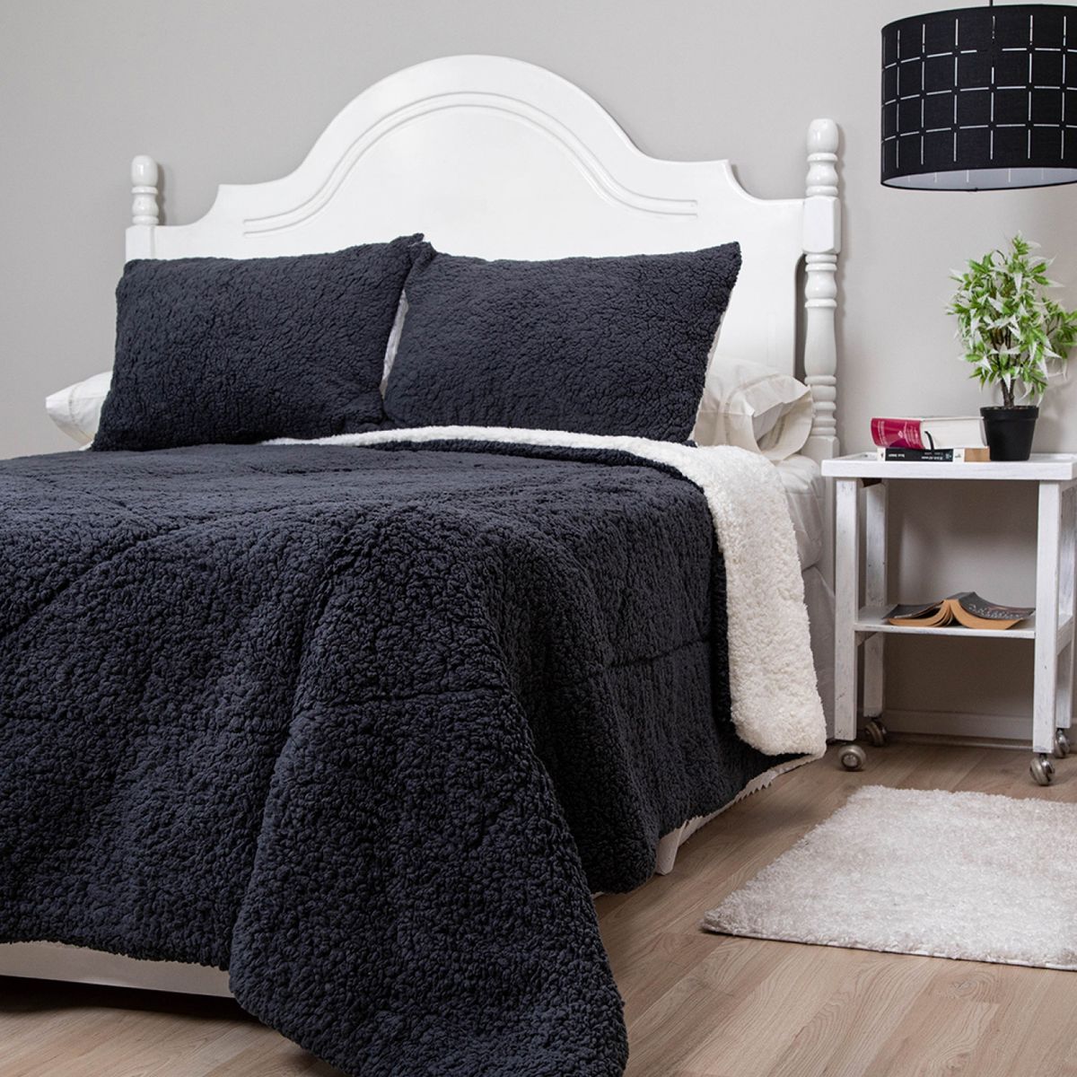 DORAL - Cubrecama Liso Chiporro Doral