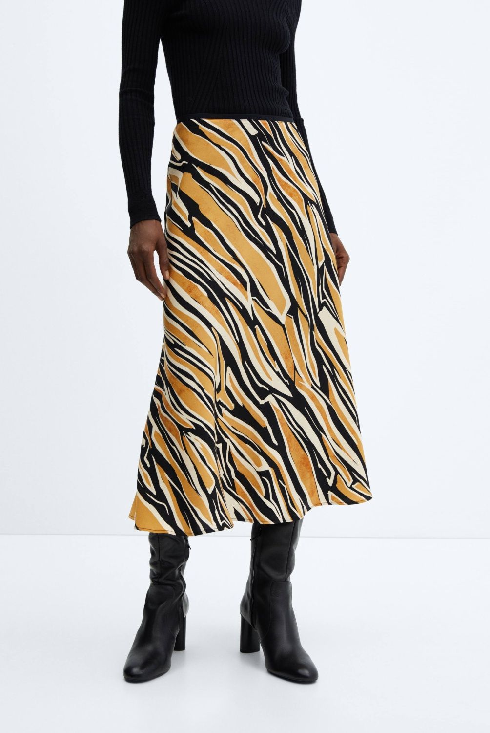 MANGO - Falda Satinada Estampada Mujer Mango