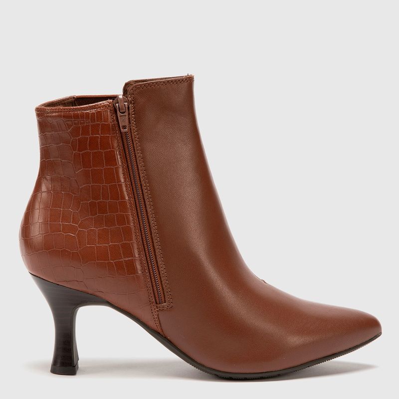 CLARKS - Botín Mujer Cuero Beige Clarks