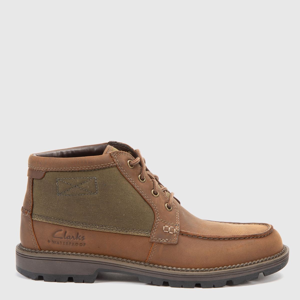 CLARKS - Botín Hombre Café Clarks