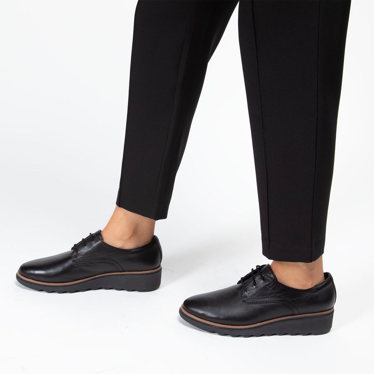 CLARKS - Mocasín Mujer Cuero Negro Clarks