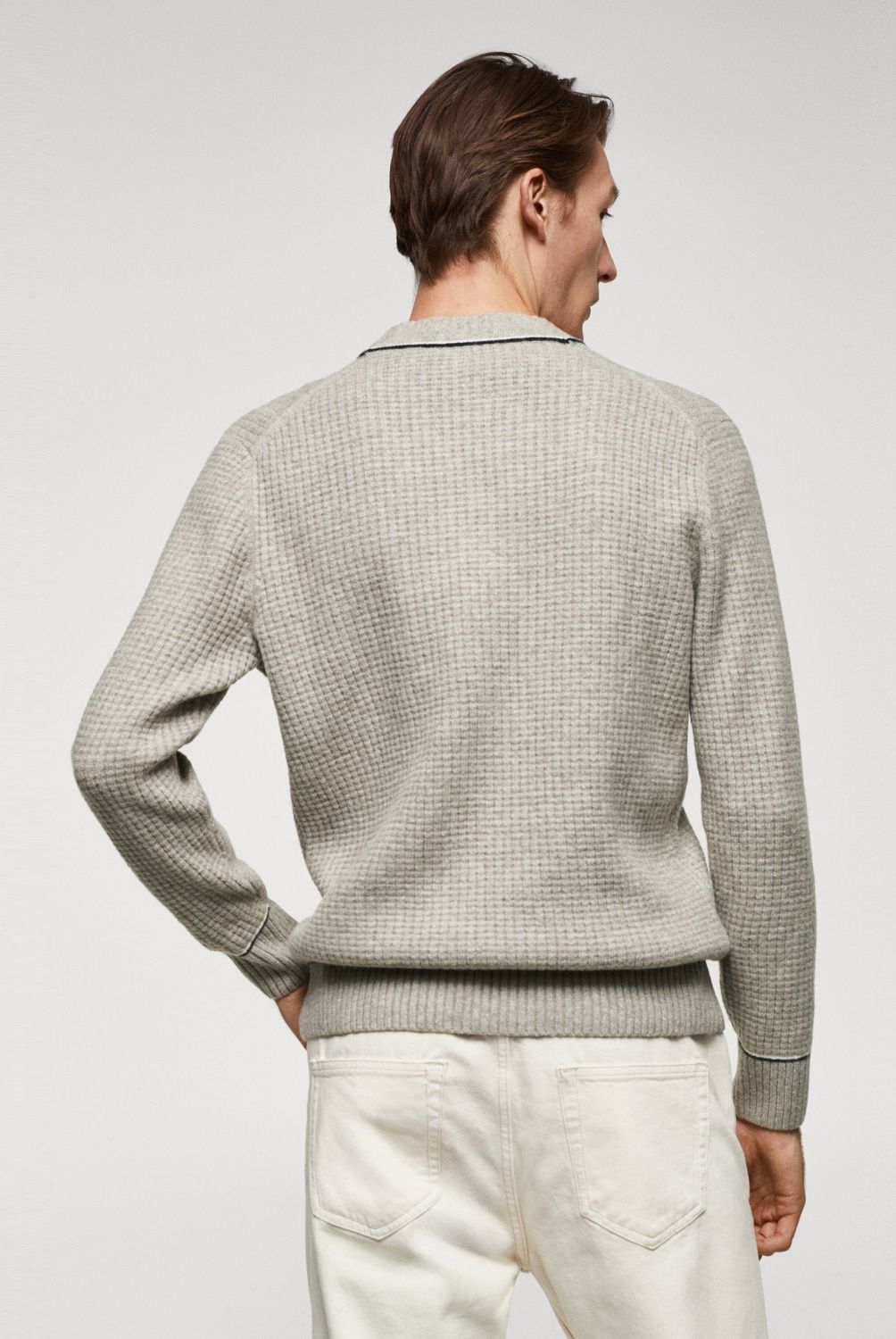 MANGO MAN - Sweater Cuello Pico Estructura Hombre Mango Man