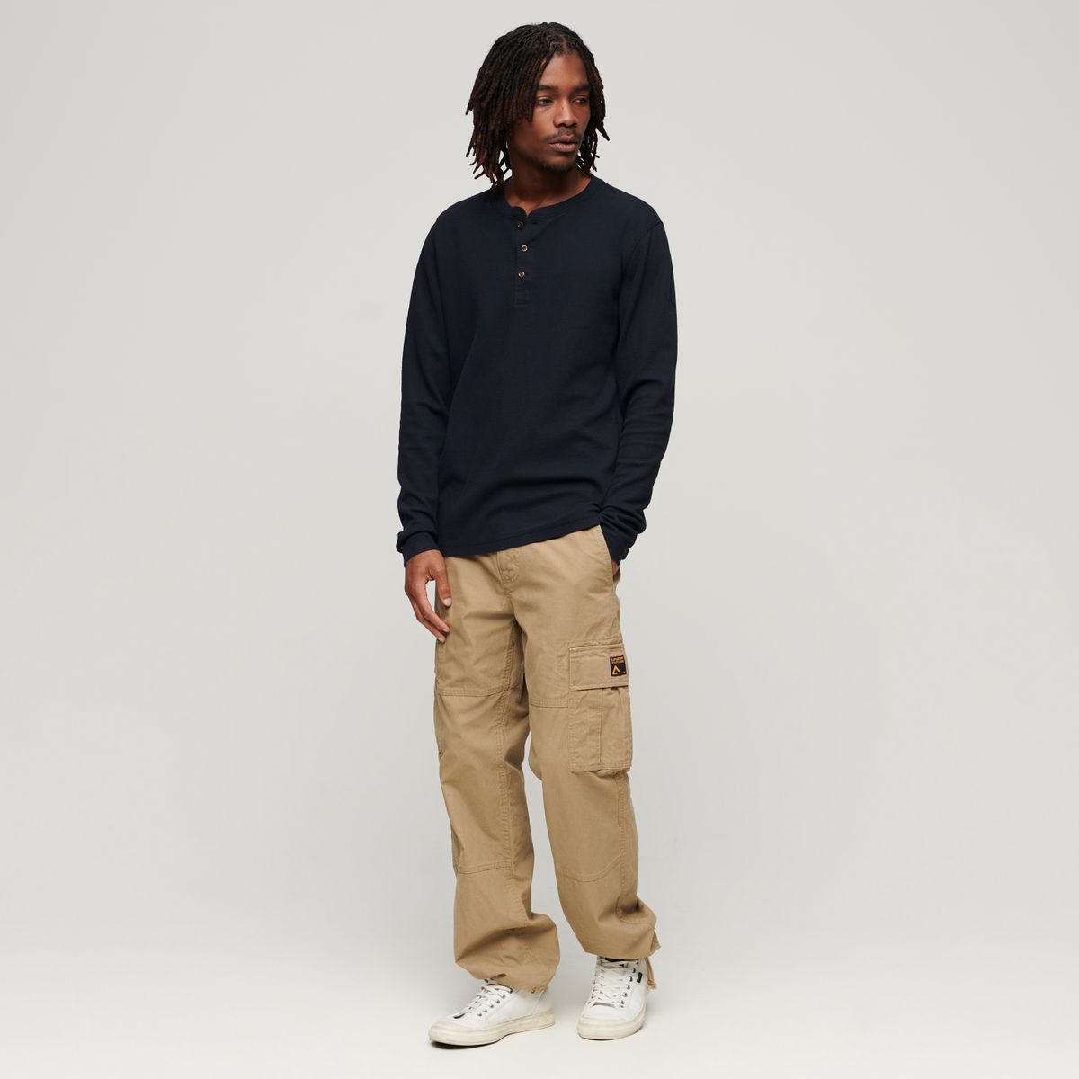 SUPERDRY - Sweater Liso Recto Hombre Superdry