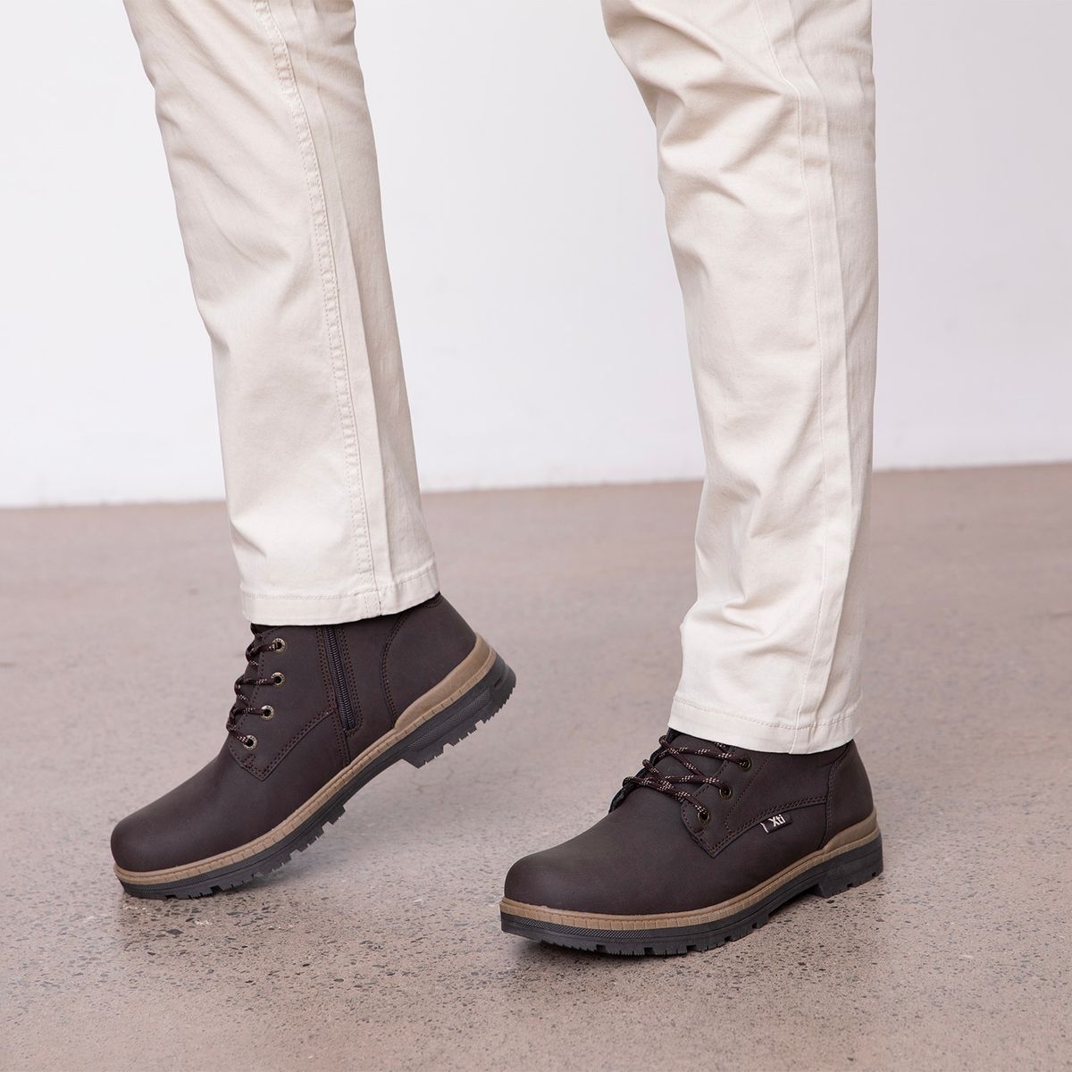 XTI - Botín Hombre Café Xti