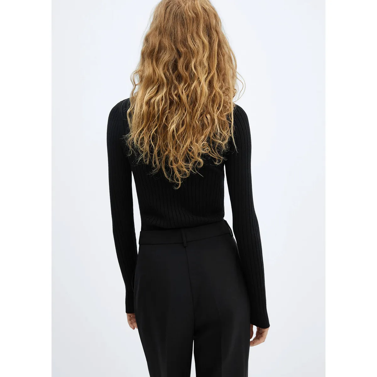 MANGO - Sweater Canalé Cuello Alto Mujer Mango