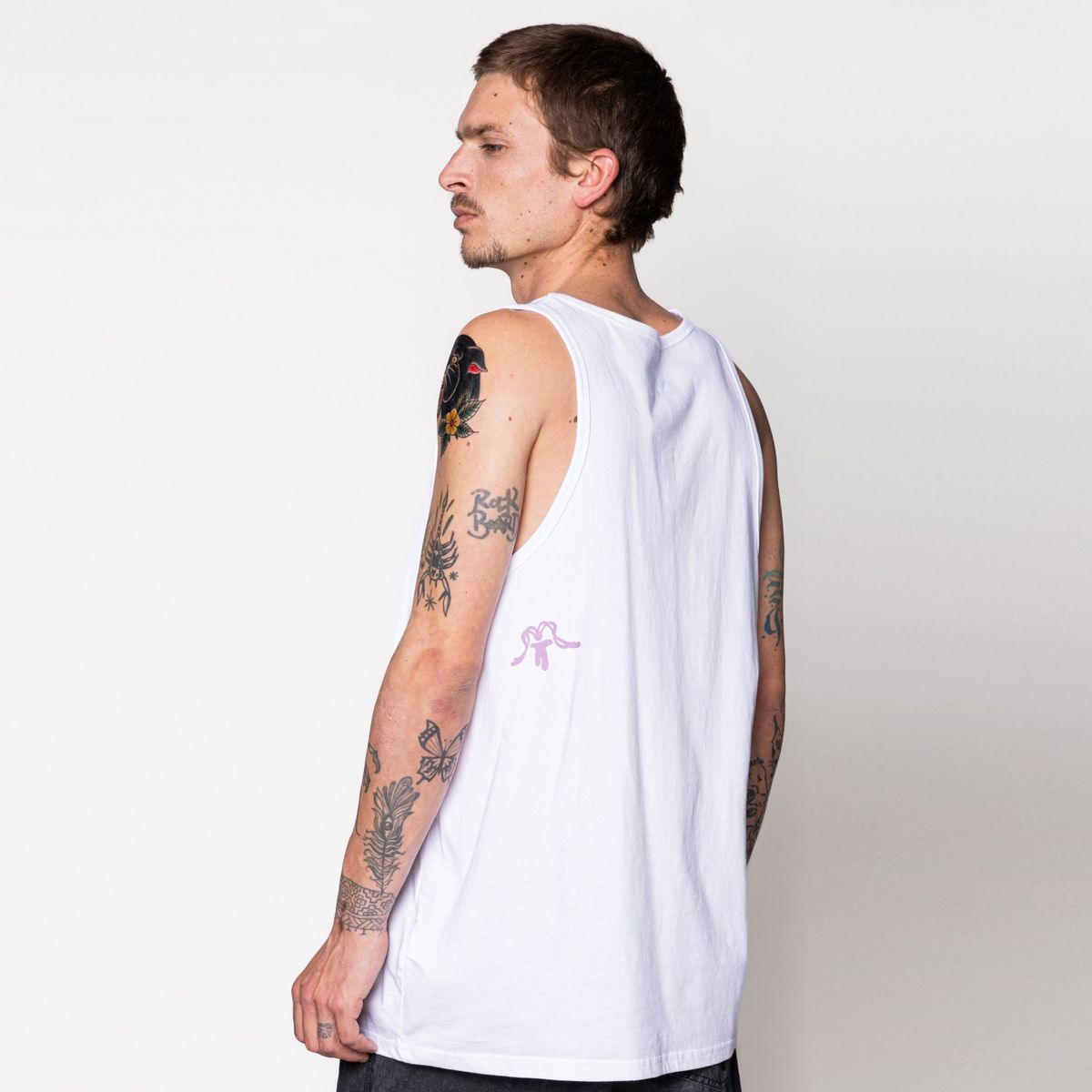 KAYA UNITE - Polera Musculosa Sin Mangas Regular Fit Hombre Kaya Unite