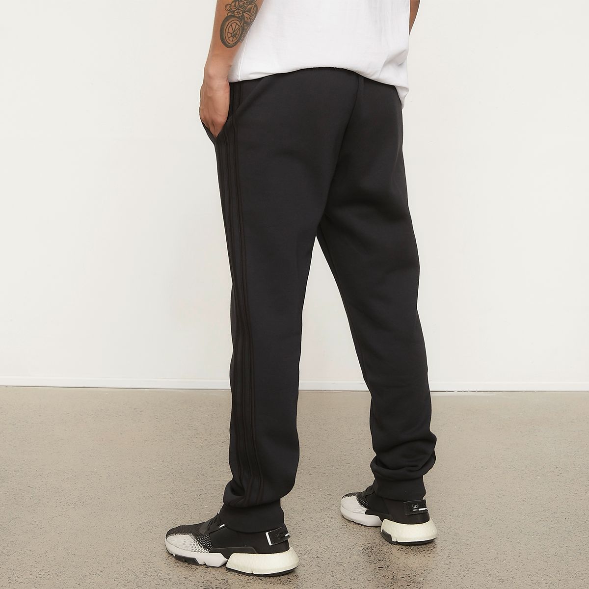 ADIDAS - Pantalón De Buzo Deportivo Jogger Hombre Adidas