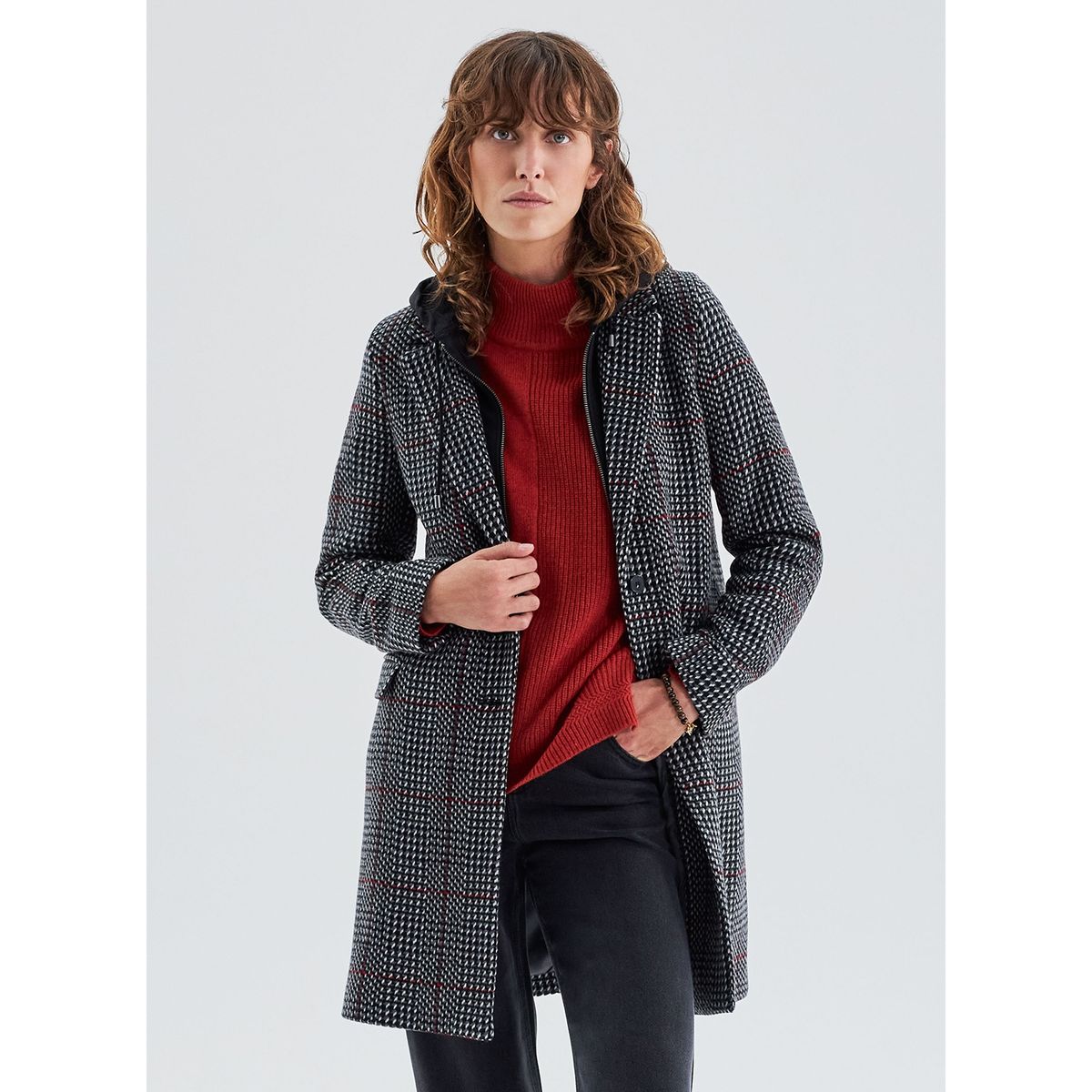 IKKS - Abrigo Escoses Polerón Interno Mujer IKKS