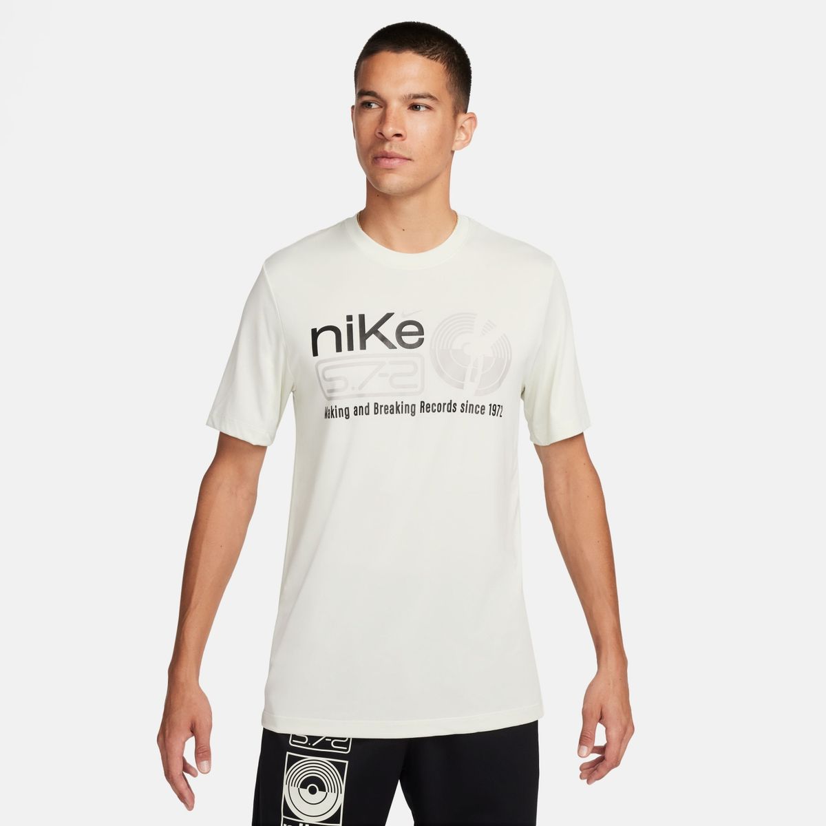 NIKE - Polera Manga Corta Deportiva Regular Fit Hombre Nike