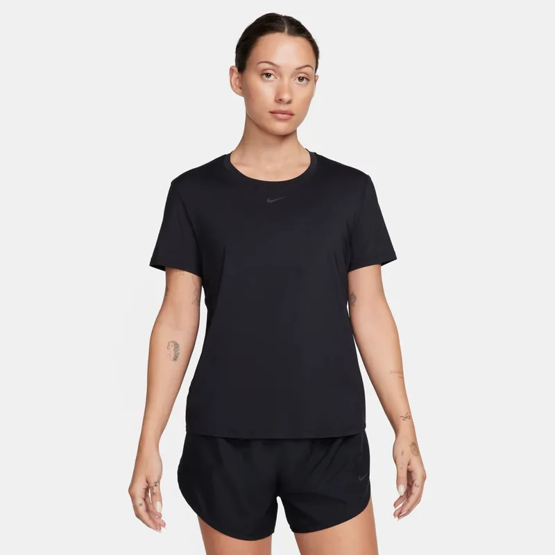 NIKE - Polera Manga Corta Regular Fit Mujer Nike