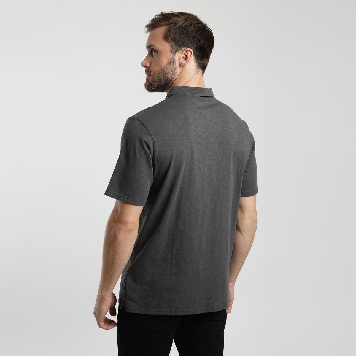 FROENS - Polera Manga Corta Regular Fit Hombre Froens