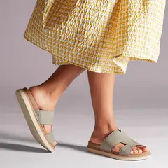 CLARKS - Sandalia Mujer Cuero Beige