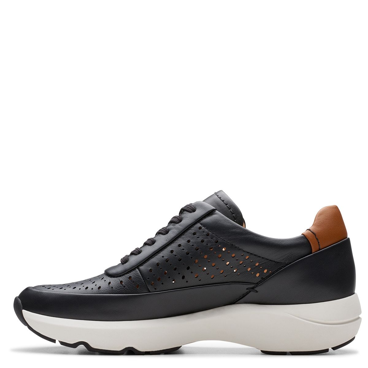 CLARKS - Zapatilla Urbana Mujer Cuero Negro Clarks