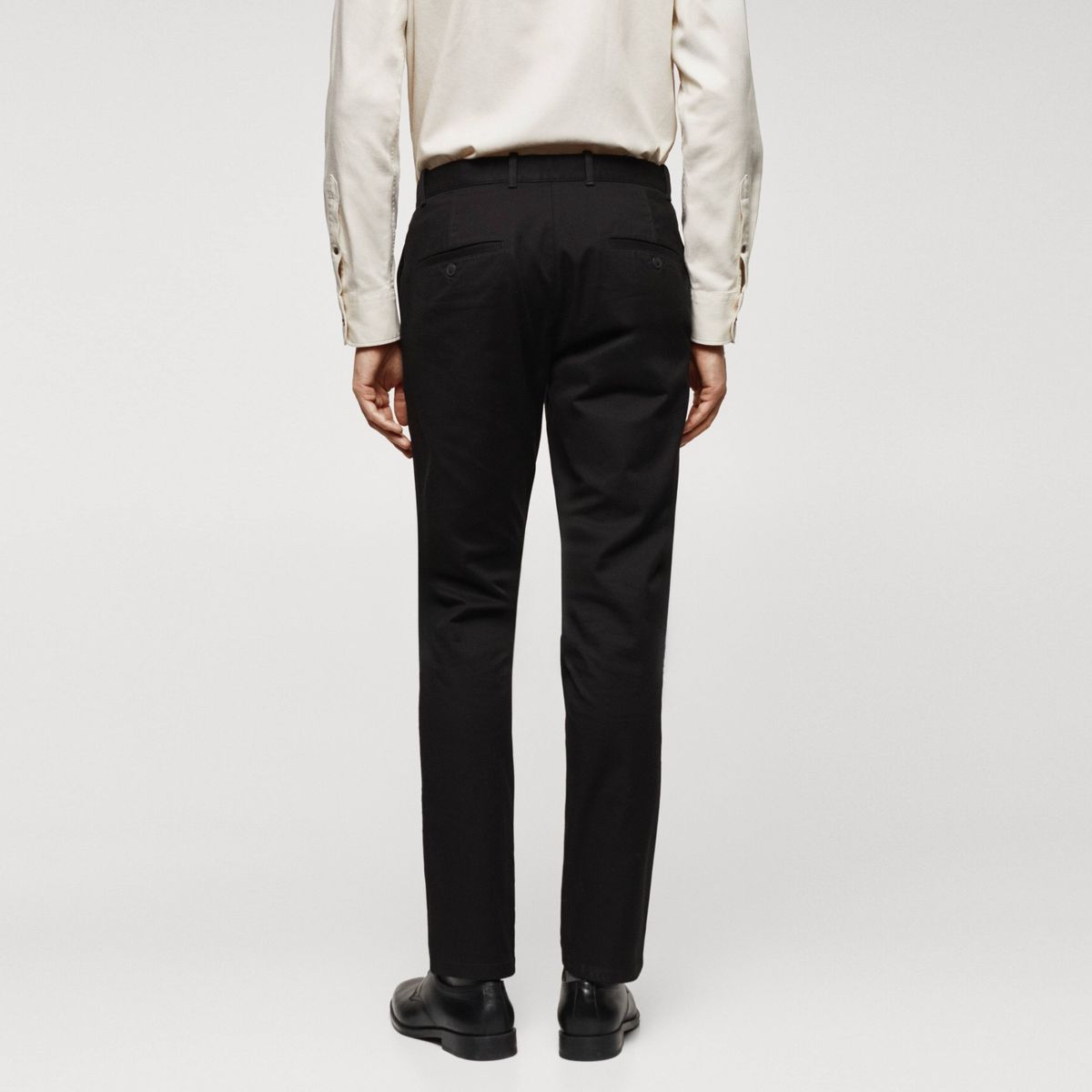 MANGO MAN - Pantalón Chino Slim Fit Sarga Hombre Mango Man