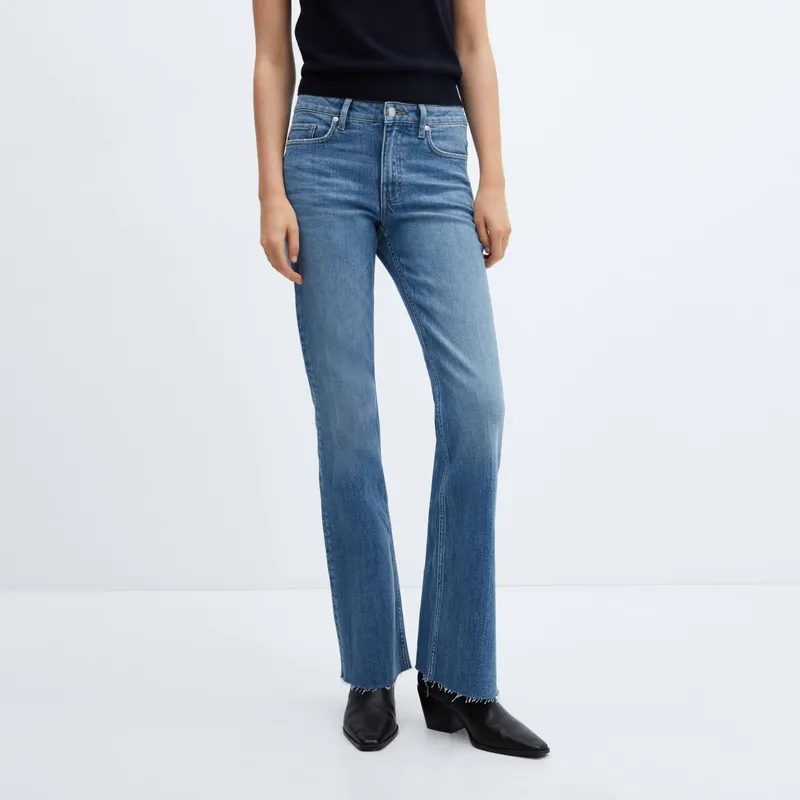 MANGO - Jeans Flare Fiona Tiro Medio Mujer Mango