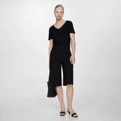 MANGO - Polera Cuello Pico Algodón Manga Corta Mujer