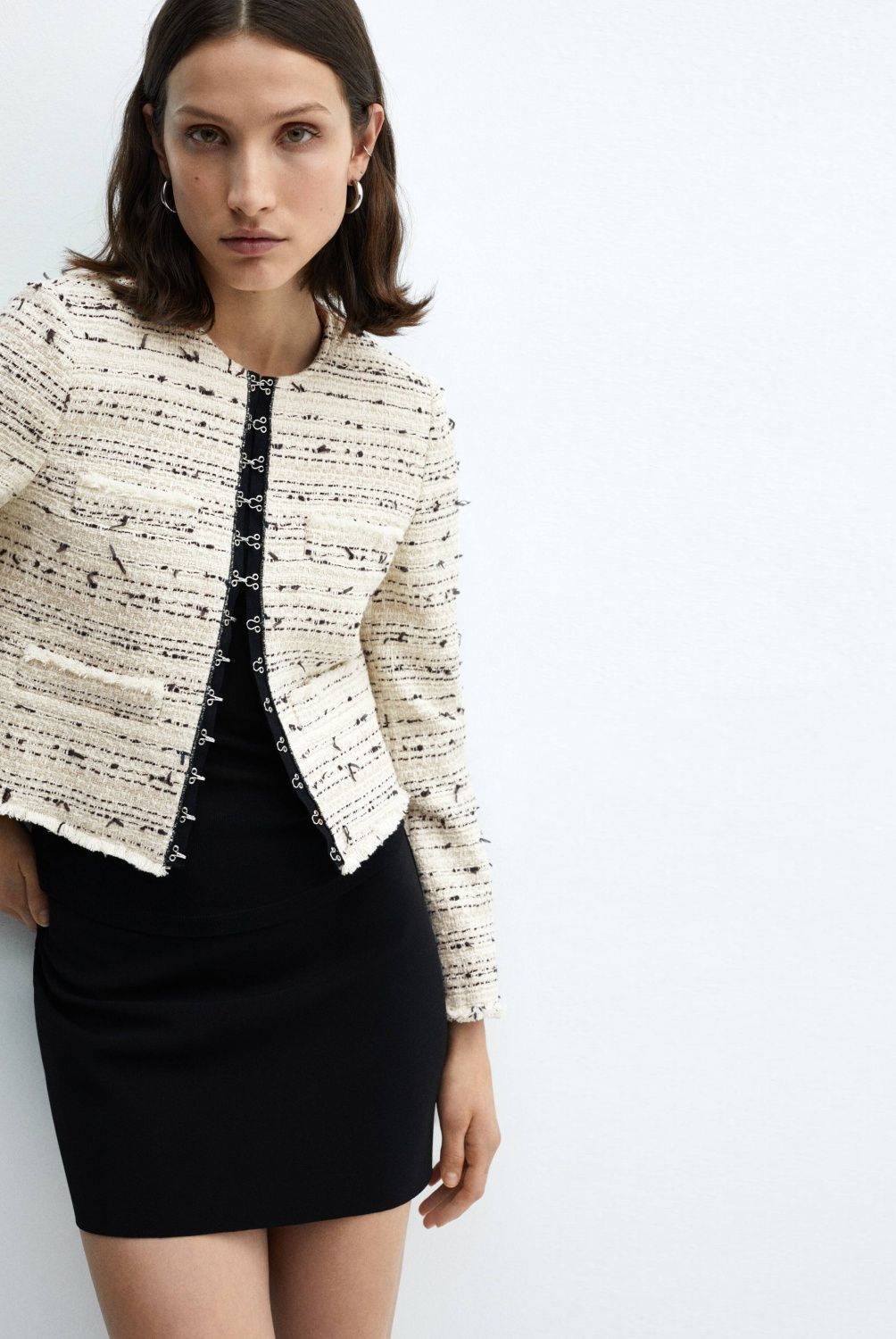 MANGO - Chaqueta Tweed Corchetes Mujer Mango