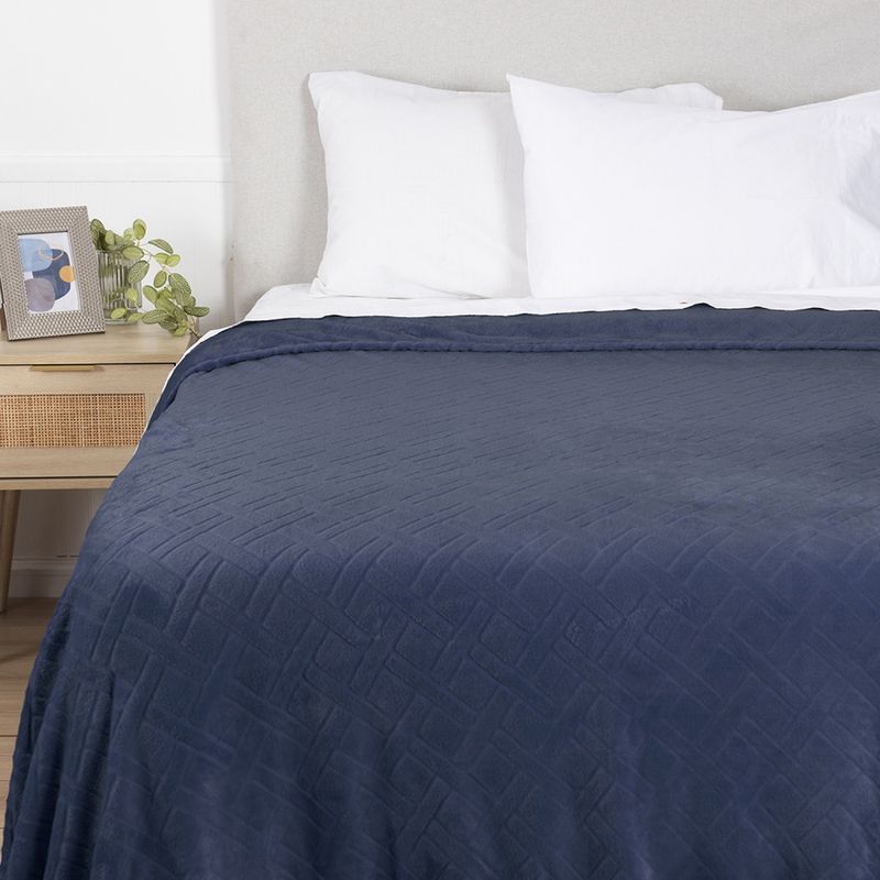 MASHINI - Frazada Flannel Embossed Mashini