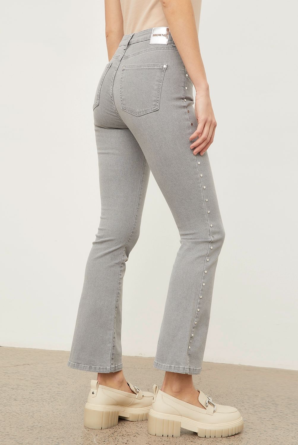 BROWNIE - Jeans Flare Tachas Mujer Brownie