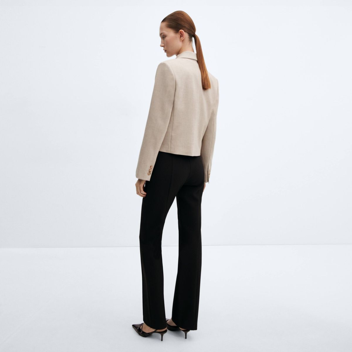 MANGO - Blazer Crop Botón Mujer Mango