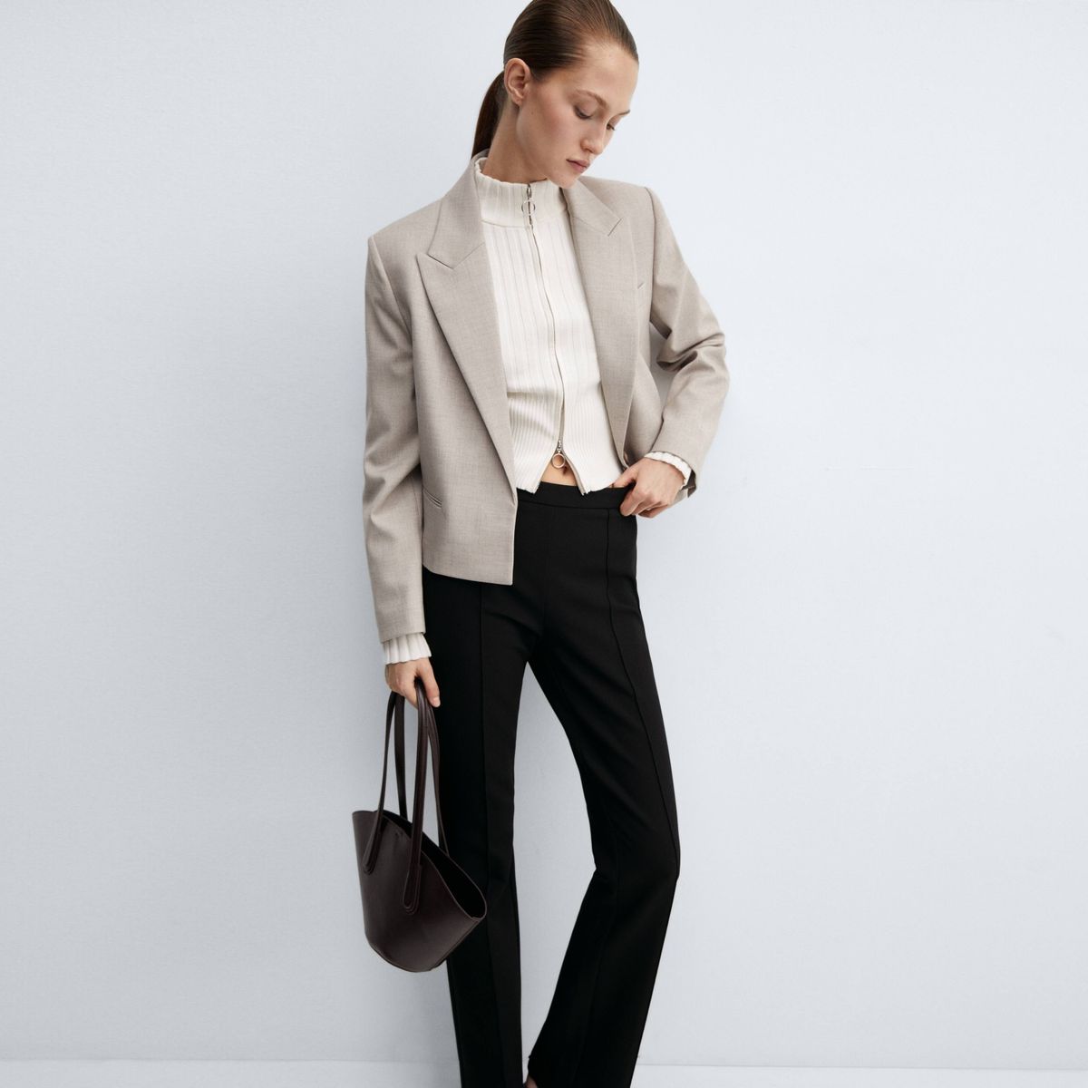 MANGO - Blazer Crop Botón Mujer Mango