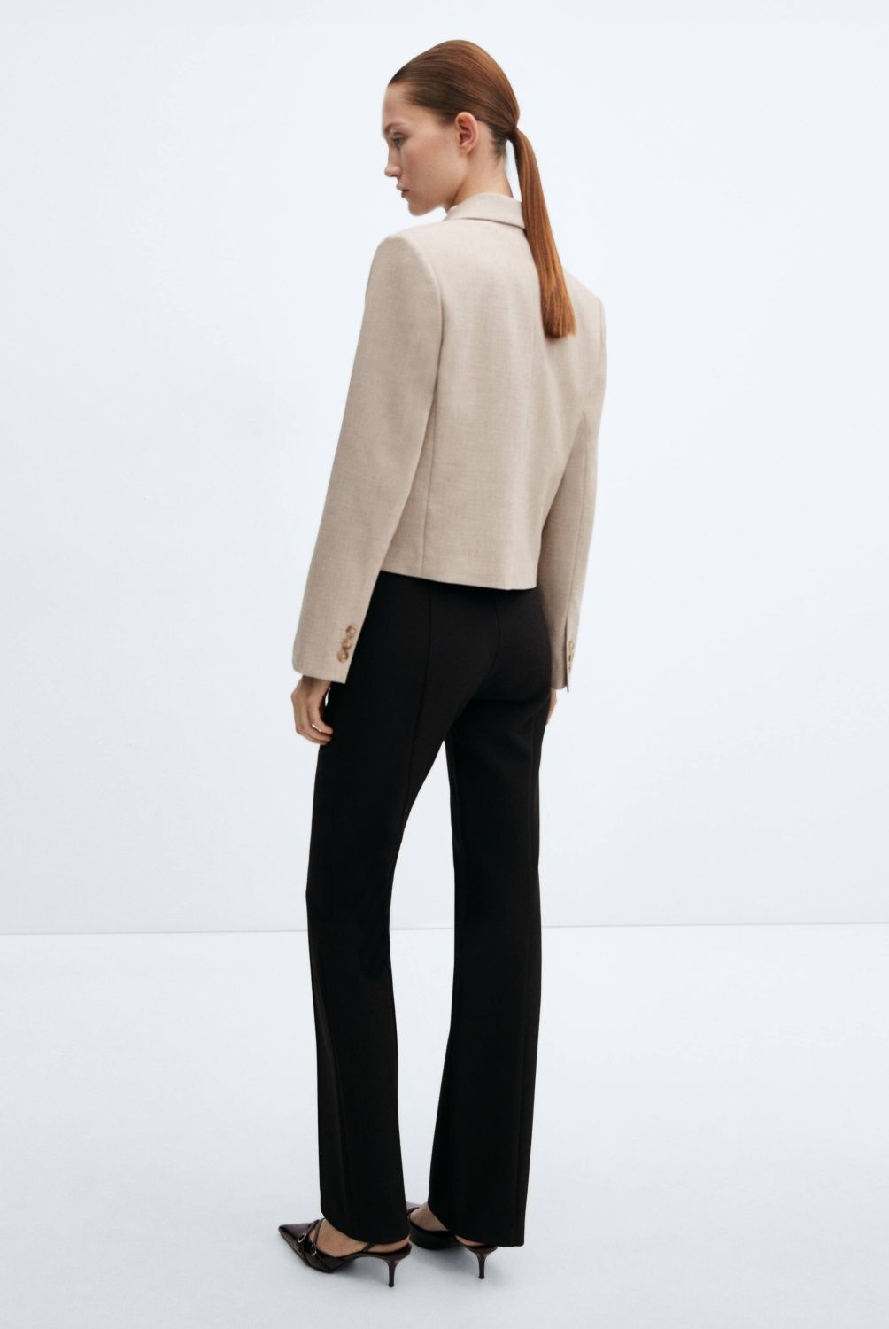 MANGO - Blazer Crop Botón Mujer Mango