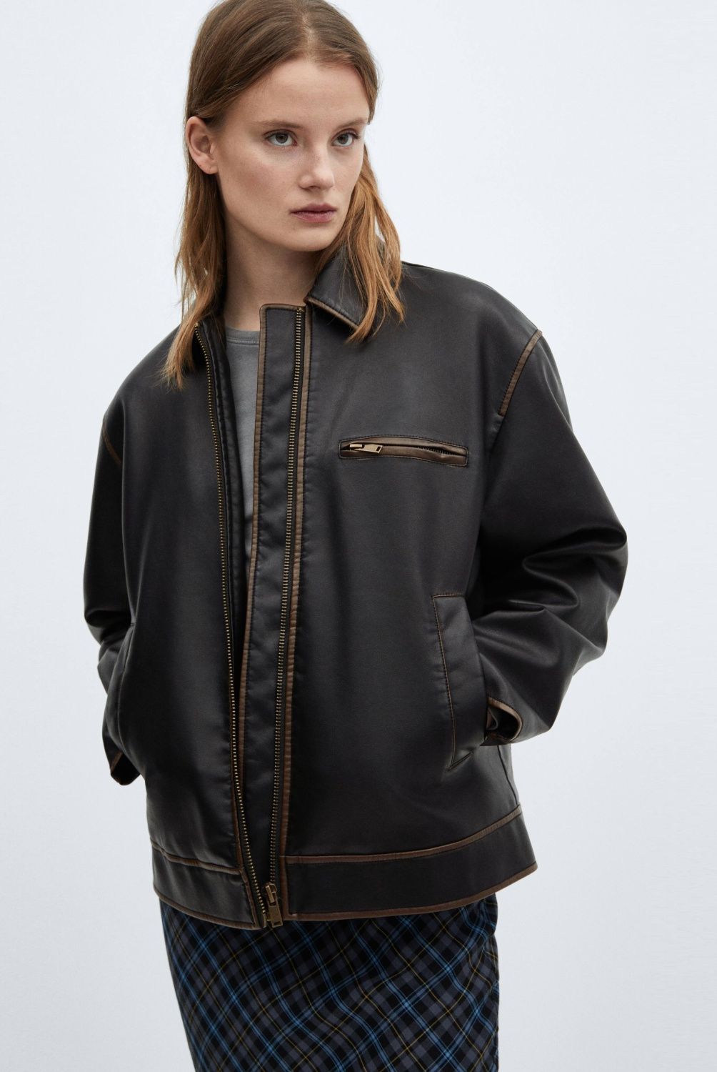 MANGO - Cazadora Efecto Piel Desgastada Mujer Mango