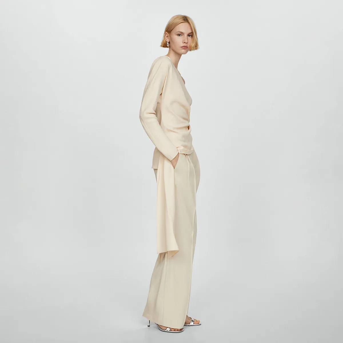 MANGO - Blusa Asimétrica Detalle Drapeado Mujer Mango